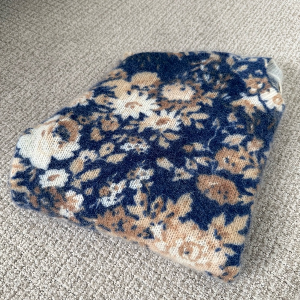 Sezane Blue and Cream Floral Crewneck Sweater - Picture 7 of 9
